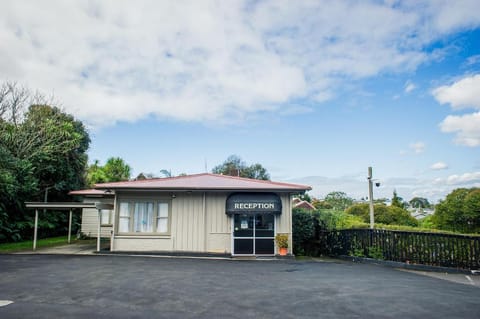 Touchwood Motor Inn Hotel in Auckland