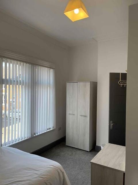 Fully Equipped 4BR House at Hanley-Free Parking Vacation rental in Stoke-on-Trent