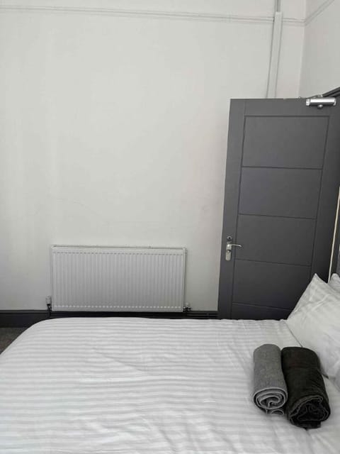 Fully Equipped 4BR House at Hanley-Free Parking Vacation rental in Stoke-on-Trent