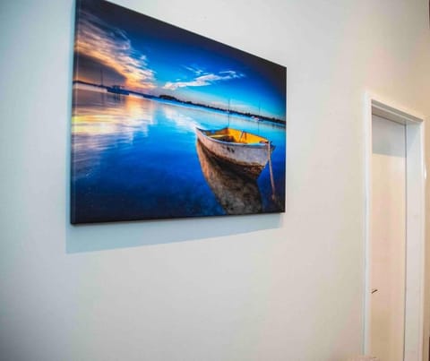 Central 1 BR Flat Near Hanley with Free Parking Apartment in Stoke-on-Trent