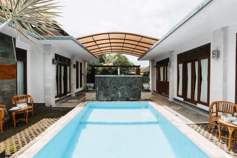 Ubud Sea Villa Villa in Blahbatuh