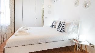Welcomely - Seafront Bastioni Apartment in Alghero