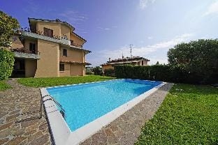 Borgo del Grillo P2/9 by Wonderful Italy Apartment in Sirmione