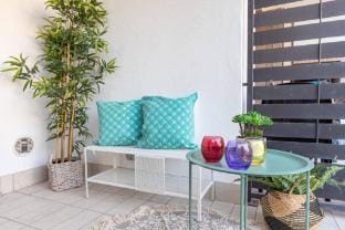 Nice Apartment with huge swimming pool and solarium - By Beahost Rentals Apartment in Bibione