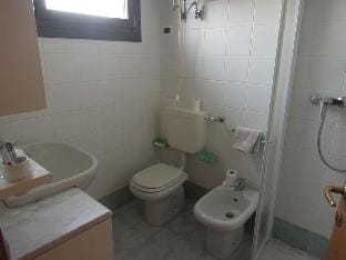 Spacious flat for 8 people with swimming pool and air conditioning Apartment in Bibione