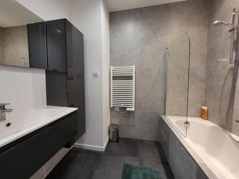 Superbe Villa: Spa & Billard - Paris 35min Villa in Massy