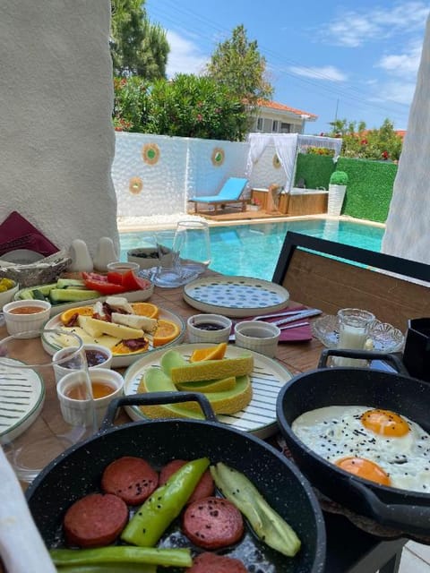 Flora Boheme Butik Otel Hotel in Cesme