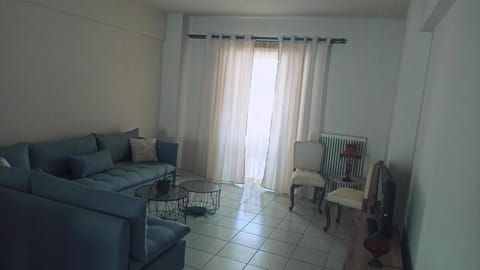 Nefeli's Home Apartment in Heraklion