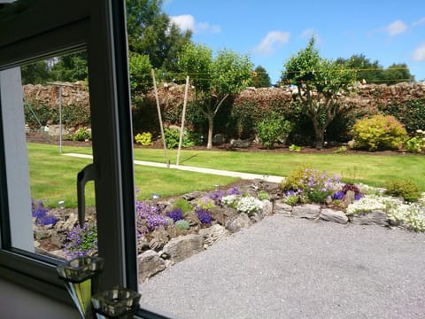 Villa Pio Luxury Apartment 3km from historic Cong, Ashford Castle, Lodge Ashford Apartment in County Mayo