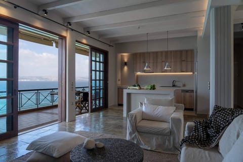 Luxury Seaview Apartment, 1min Walk From Beach Apartment in Almyrida