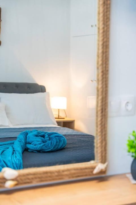 Napoleon Navy Suite 1bd 1ba Apartment in Malia, Crete