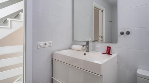 Cozy terrace with pool by Costarentals - Ref 206 Apartment in Fuengirola