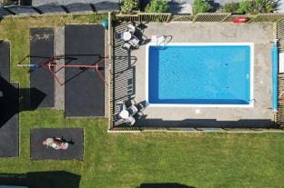 The Studio - 1 Bedroom Cabin - Amroth Apartment in Amroth