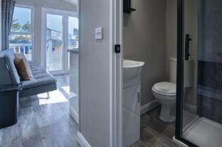 The Studio - 1 Bedroom Cabin - Amroth Apartment in Amroth