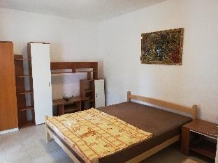 Green kiwi apartment Apartment in Ulcinj