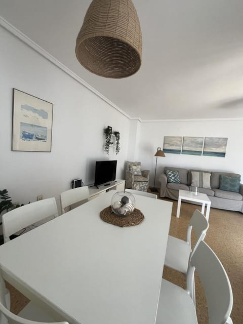 Hostal Blayet - Hostal Automatizado Bed and Breakfast in Valencia