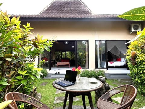 Ambary Ubud Private Courtyard Villa – Entire Property for One Group Hotel in Sukawati