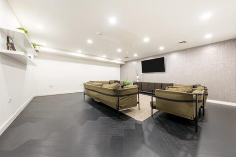 Luxury One Bedroom Serviced Apartment in the Heart of Bedford. Apartment in Bedford