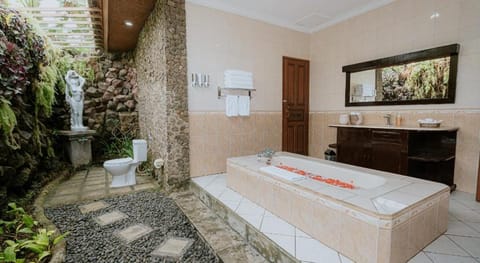 Bali Hai Island Resort Hotel in Pekutatan