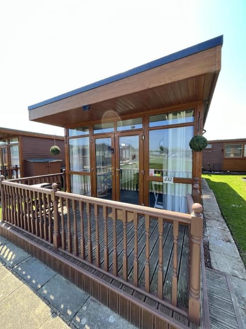 Deluxe Holiday Chalet Vacation rental in Mablethorpe