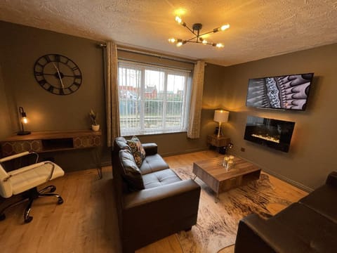 No24 - 2-bed Boutique Apartment - Hosted by Hutch Lifestyle Apartment in Royal Leamington Spa