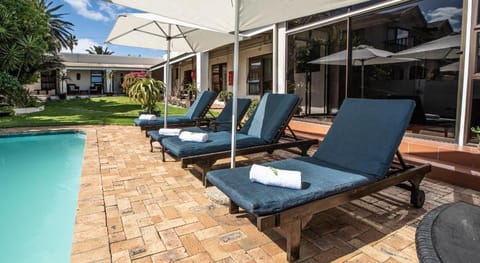 Woodbridge Lodge (Pty) Ltd Hotel in Cape Town