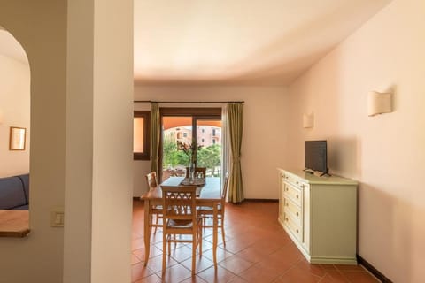 Charming Small Villa Bella villetta Sleeps 4 no pool Apartment in Sardinia