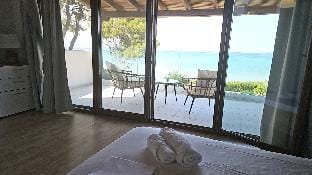 Villa Mare Azul - Luxury Beachfront Retreat in Hanioti, Halkidiki, Greece Villa in Halkidiki