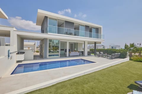 Protaras Olivine Villa Ol01 Bed and Breakfast in Protaras