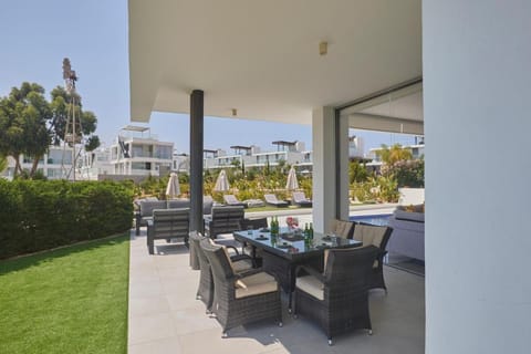 Protaras Olivine Villa Ol01 Bed and Breakfast in Protaras