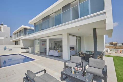 Protaras Olivine Villa Ol01 Bed and Breakfast in Protaras