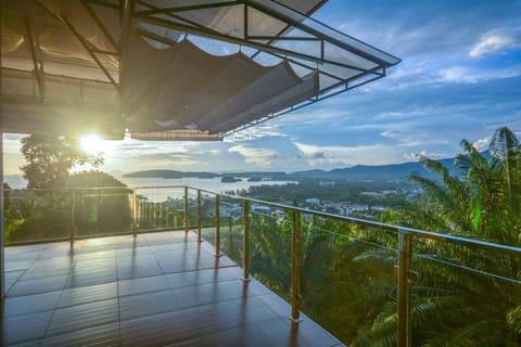 Krabi Mountain Top Villa Villa in Krabi Changwat