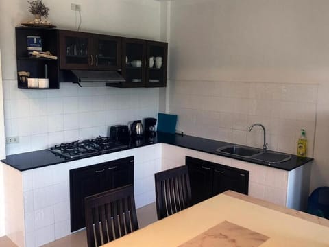 Villa Seaview Garden (2 bedroom, sleeps 5) Apt#1 Apartment in Ko Tao