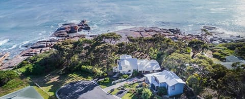 The House | Cod Rock Point Vacation rental in Bicheno