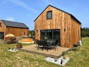 Marine house, nowoczesna stodoła nad morzem, balia Vacation rental in West Pomeranian Voivodeship, Poland