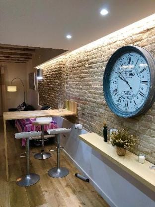 Sweet Room Barcelona Apartment in L'Hospitalet de Llobregat