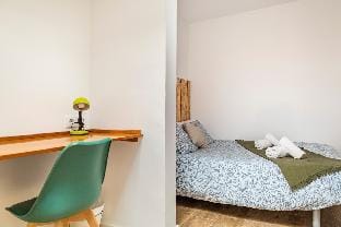 Sweet Room Barcelona Apartment in L'Hospitalet de Llobregat