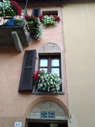 Antica Dimora stay in Langa like at home Vacation rental in La Morra