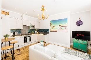 L-Spa Boutique Apartments- Studio with patio Apartment in Royal Leamington Spa