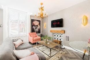 Shirt Factory Apartments - One bedroom (ground) Apartment in Warrington