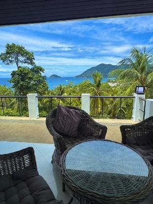 Villa Seaview Garden (3 bedroom, sleeps 7) Apt#3 Apartment in Ko Tao