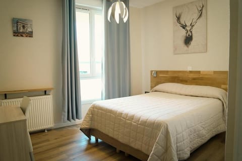 HOTEL IN PARIS Hotel in Aubervilliers