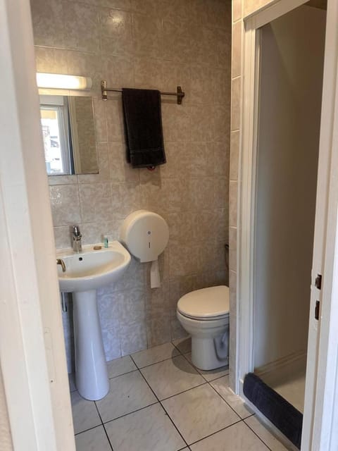 HOTEL IN PARIS Hotel in Aubervilliers