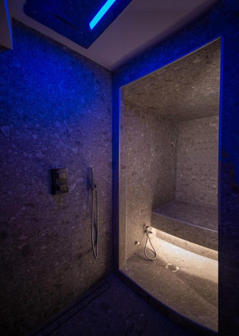 LE TORRI LOVERE Bed and Breakfast in Lovere