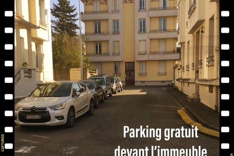 Maison Du Bonheur The French Art Of Living Apartment in Troyes