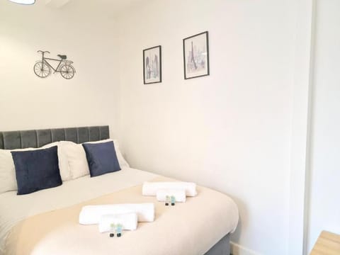 St Johns House 3 Ensuite Rooms Available Vacation rental in Burnley