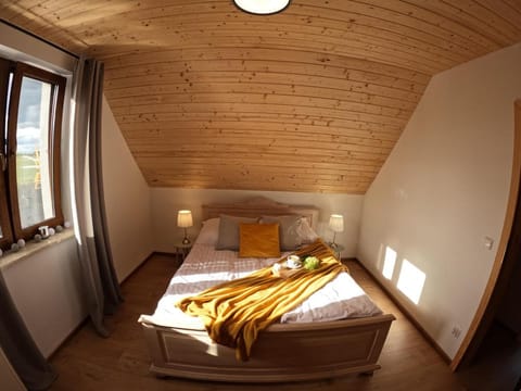 Kaszubska Osada Domek Mandaryna z Balią Vacation rental in Pomeranian Voivodeship