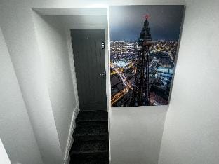 new osborne luxury Hottub and jacuzzi suites Apartment in Blackpool