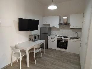 Cagliari City Center Apartment, sleeps 2ad+1ch Apartment in Cagliari