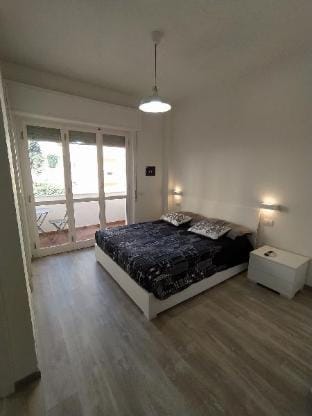 Cagliari City Center Apartment, sleeps 2ad+1ch Apartment in Cagliari